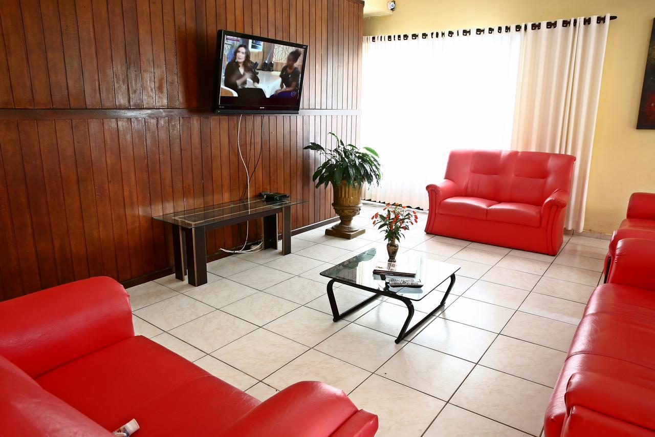Hotel Imperador Caldas Санту-Амару-да-Императрис Экстерьер фото